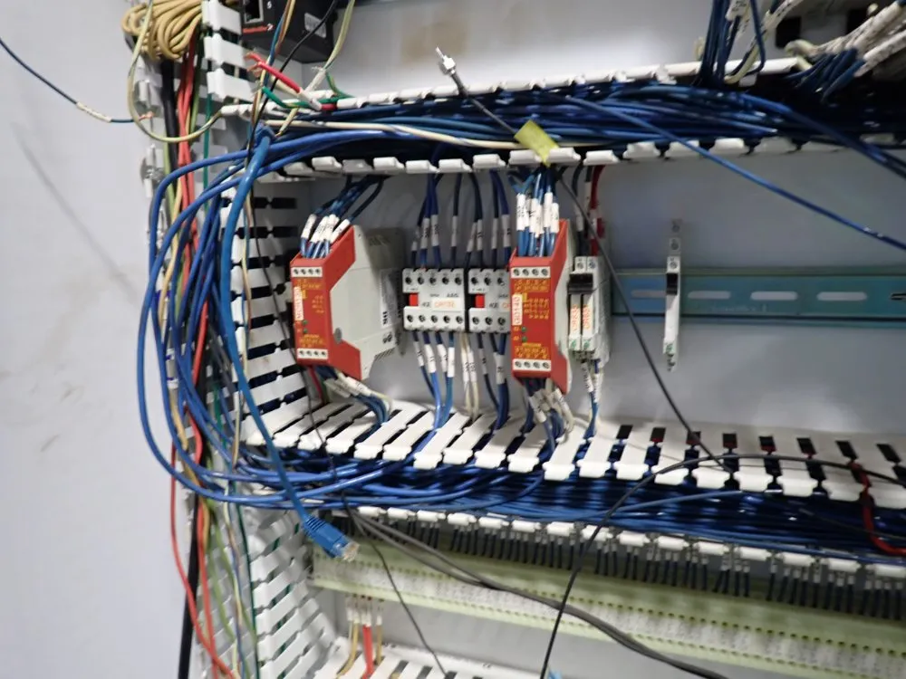 Lomar Machine & Tool Co. Control Panel And Hydraulic Unit - Endform, Bend