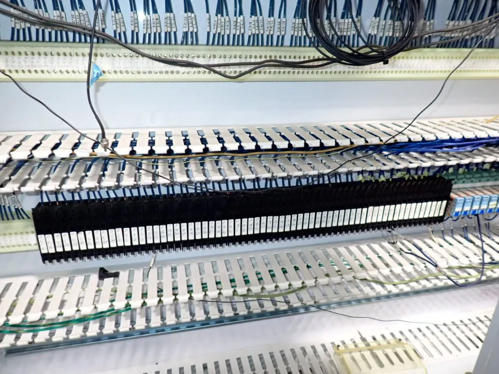 Lomar Machine & Tool Co. Control Panel And Hydraulic Unit - Endform, Bend