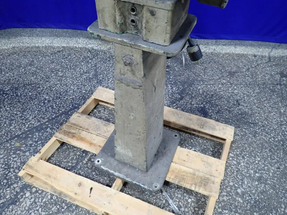 Pedestal Grinder