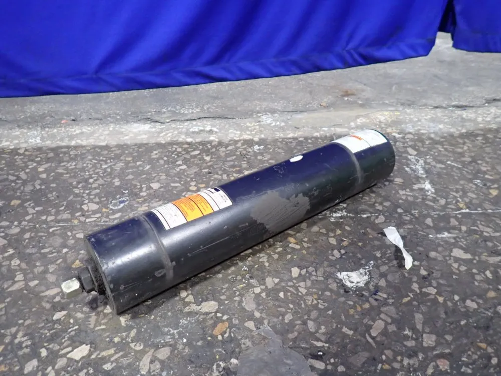 Parker 231 Cu. In. Hydraulic Piston Accumulator - A4nd023idik