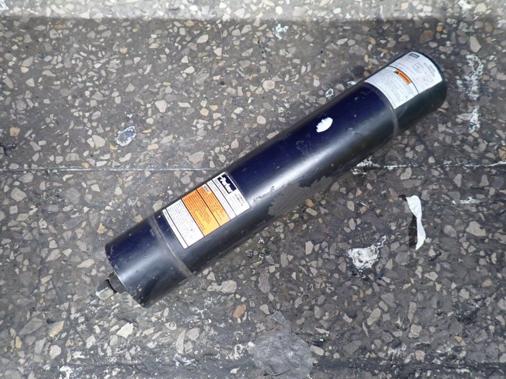 Parker 231 Cu. In. Hydraulic Piston Accumulator - A4nd023idik