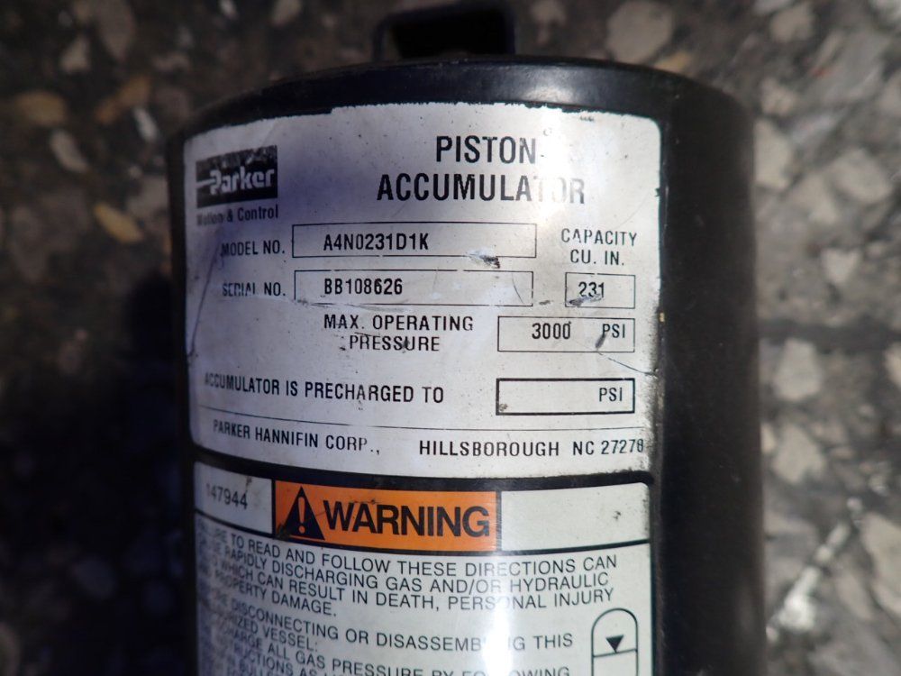 Parker 231 Cu. In. Hydraulic Piston Accumulator - A4nd023idik