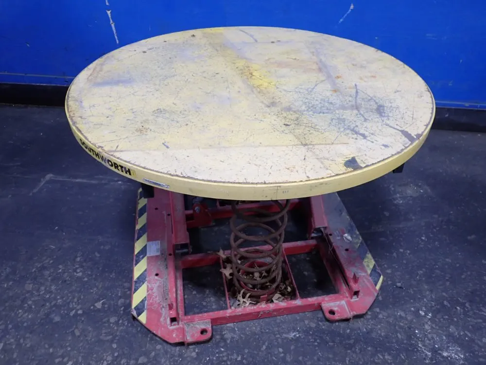 Southworth 43 1/2" Lift Table - 4436515