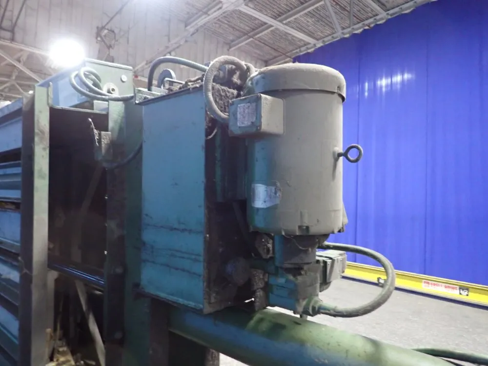 Selco 30" X 60" Baler - V-5-hda