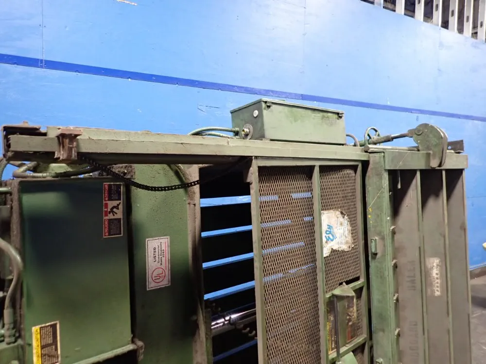 Selco 30" X 60" Baler - V-5-hda