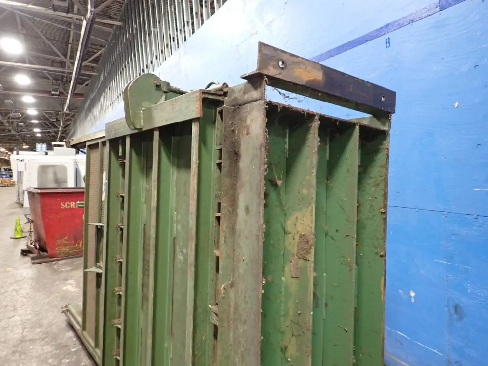 Selco 30" X 60" Baler - V-5-hda