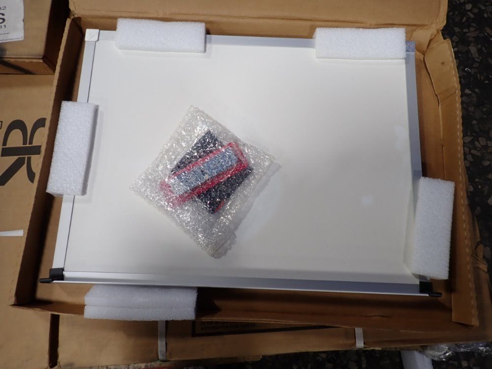 21 1/2"x16" Whiteboards - 2h2na-25