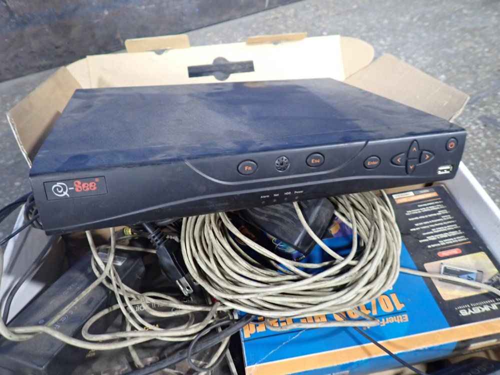 Cmos Security Cameras - Qsm1424c4