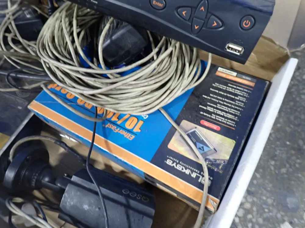 Cmos Security Cameras - Qsm1424c4