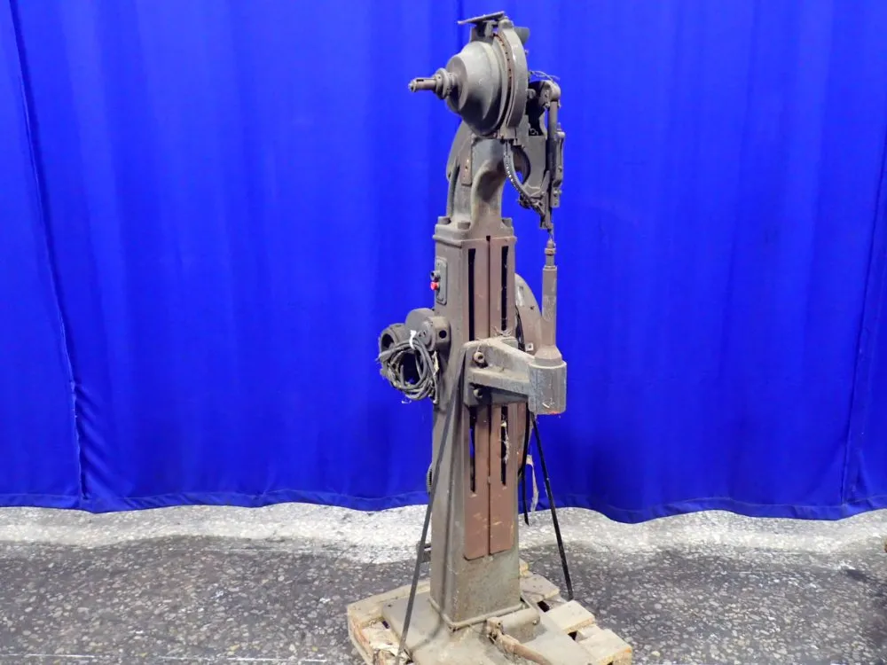 Tubular Rivet And Stud Co. Riveter - 61j