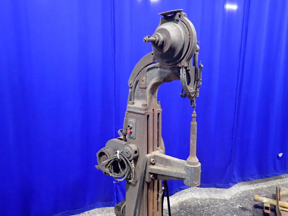 Tubular Rivet And Stud Co. Riveter - 61j