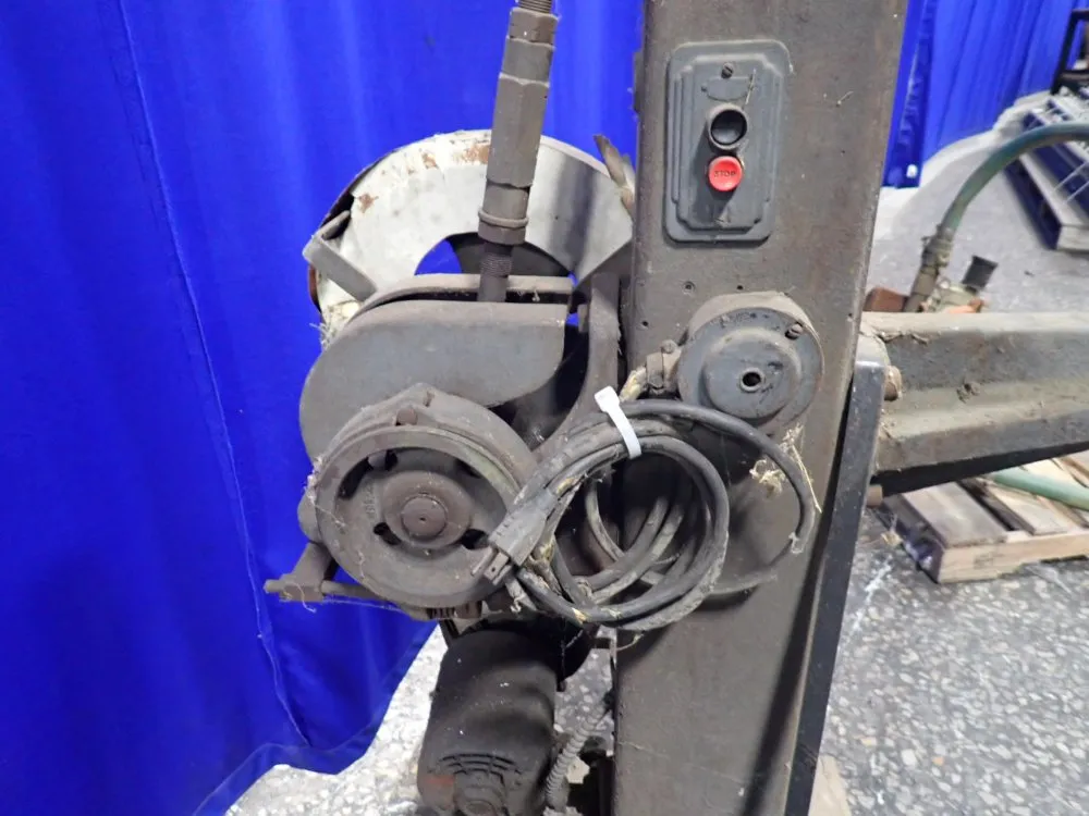 Tubular Rivet And Stud Co. Riveter - 61j