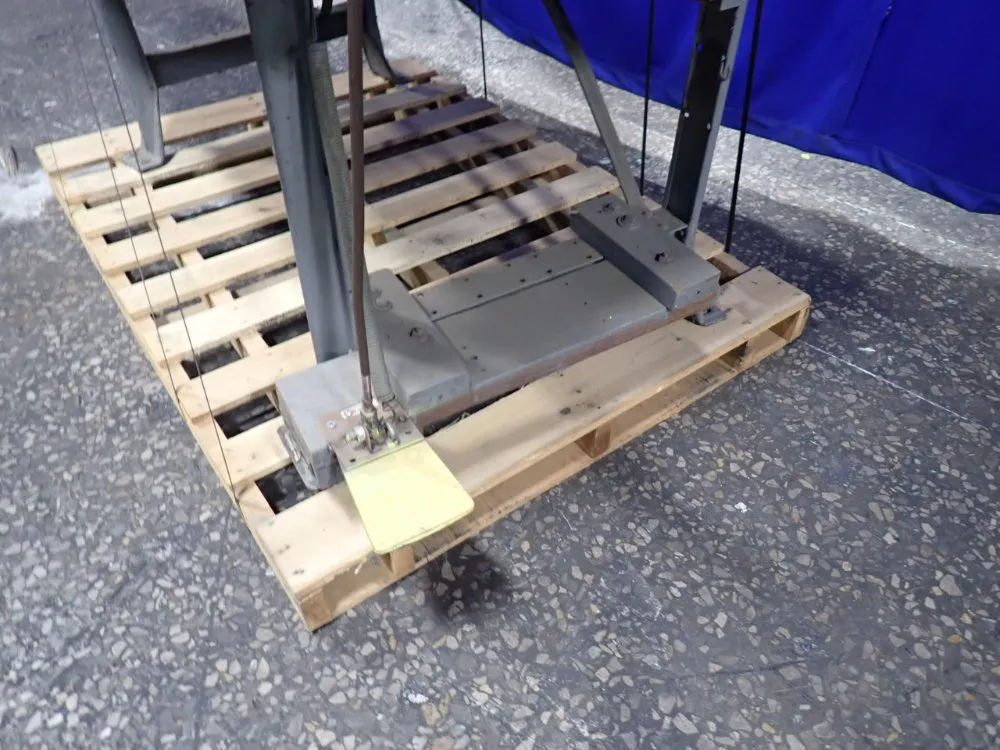 Hobbs Manufacturing Co. 60" Board Shear