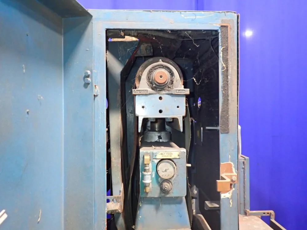 Timesavers Machine Tool Divison Wide Belt Sander - 113-2hdm