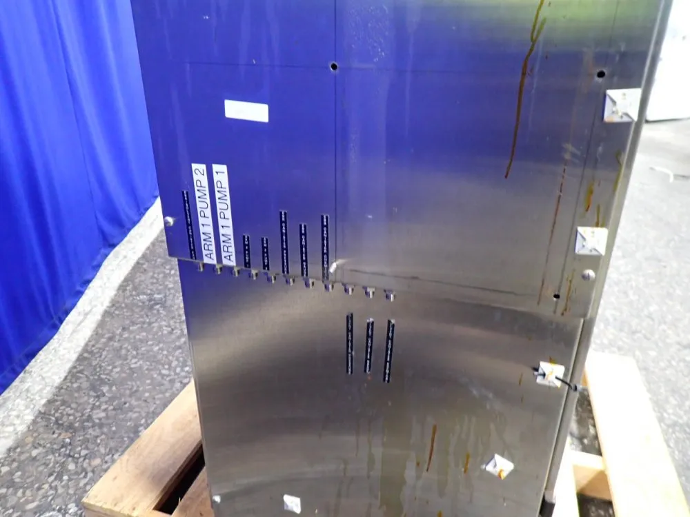 Raythorn Cabinet For Pump