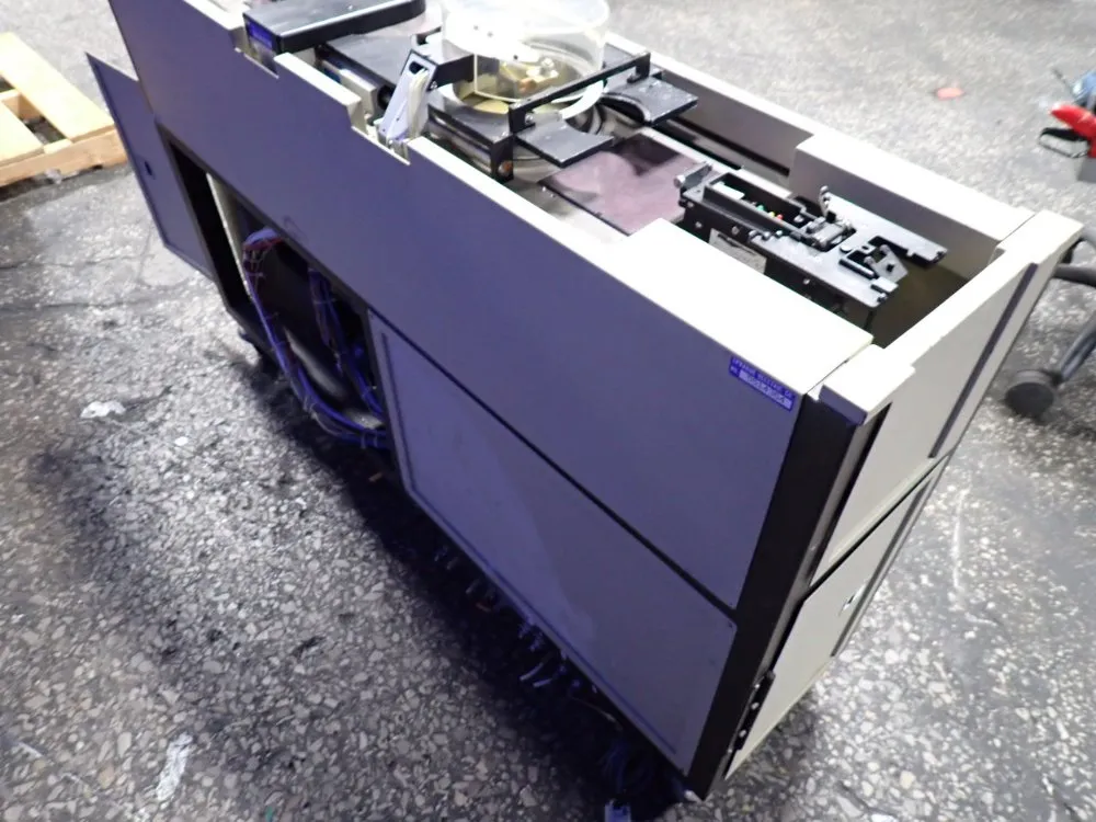 Solitce Photoresist Processing System - 8360 Nbd