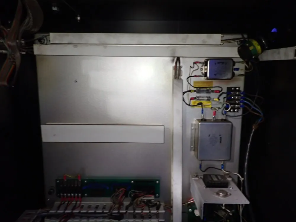 Bridgeport 9" X 49" Cnc Vertical Mill - Ycm-10