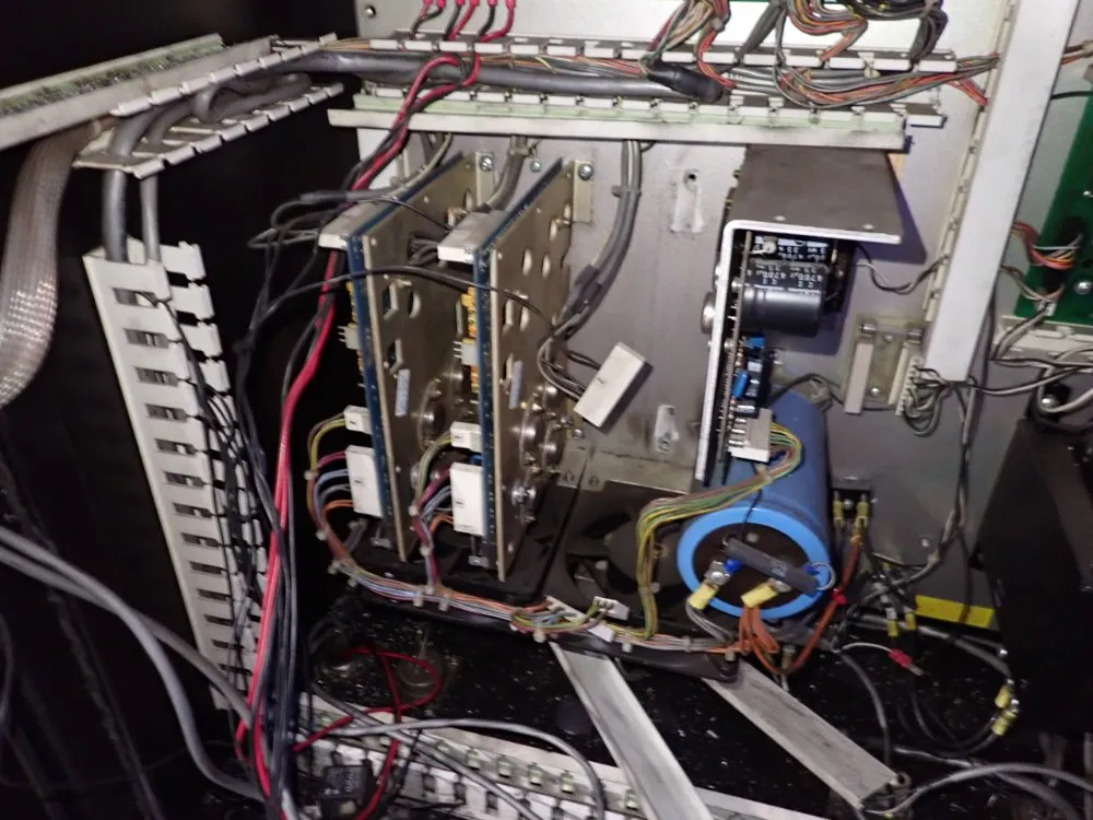 Bridgeport 9" X 49" Cnc Vertical Mill - Ycm-10