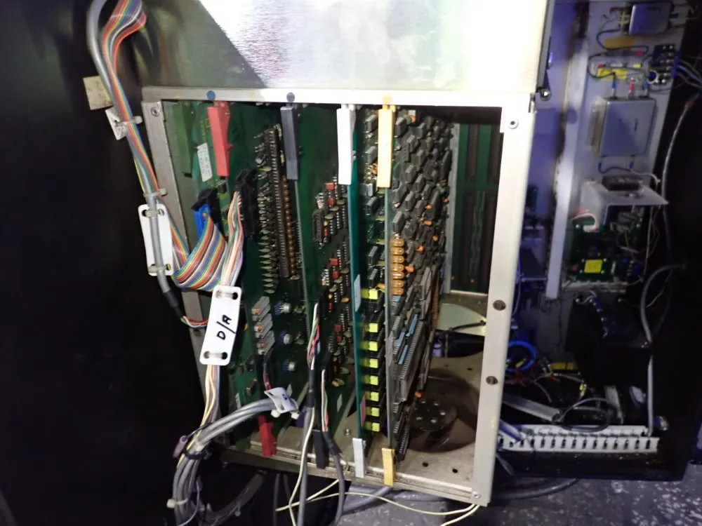 Bridgeport 9" X 49" Cnc Vertical Mill - Ycm-10