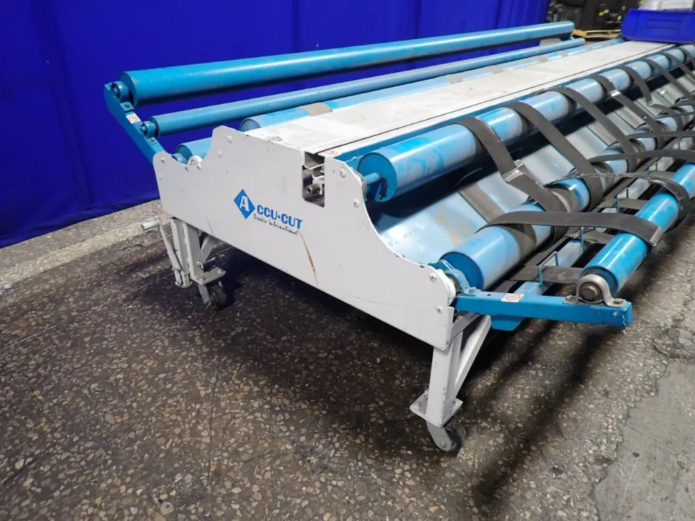 Mechandising & Cutting Systems 35" Carpet & Vinyl Cutter - Cross Bow