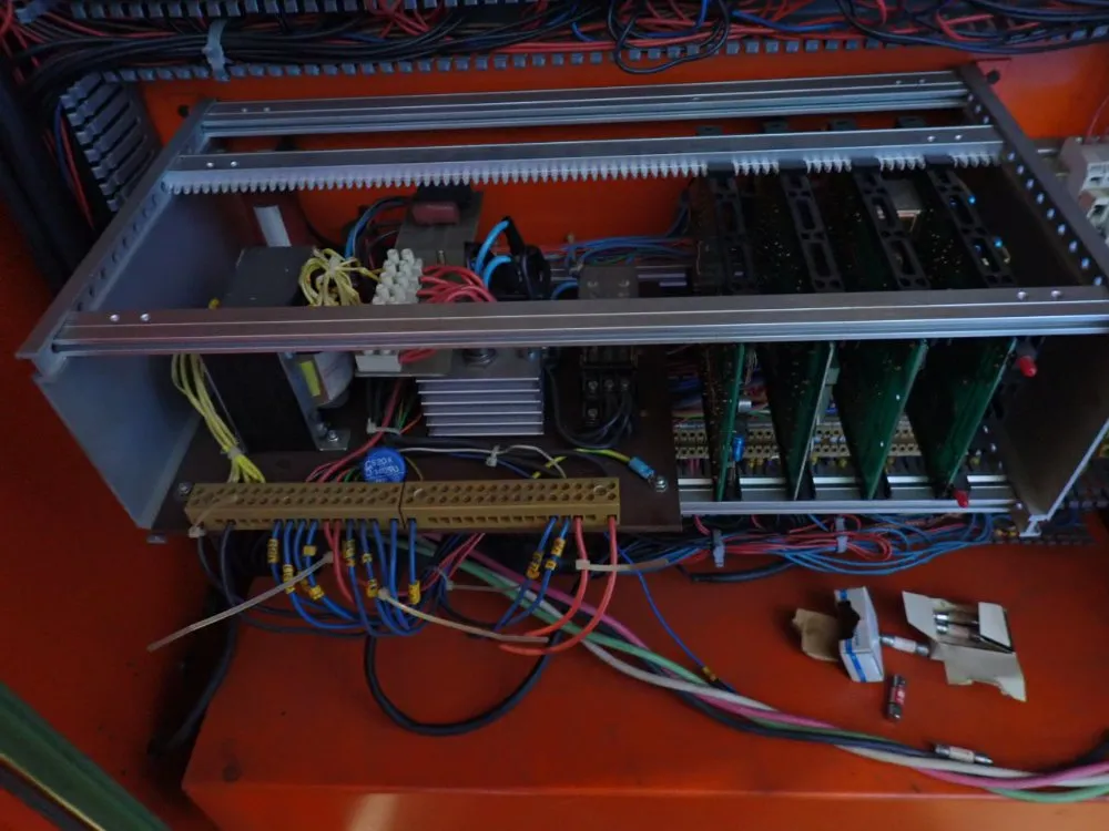 Kikinda 40" X 12" Surface Grinder - Urb-1000-a