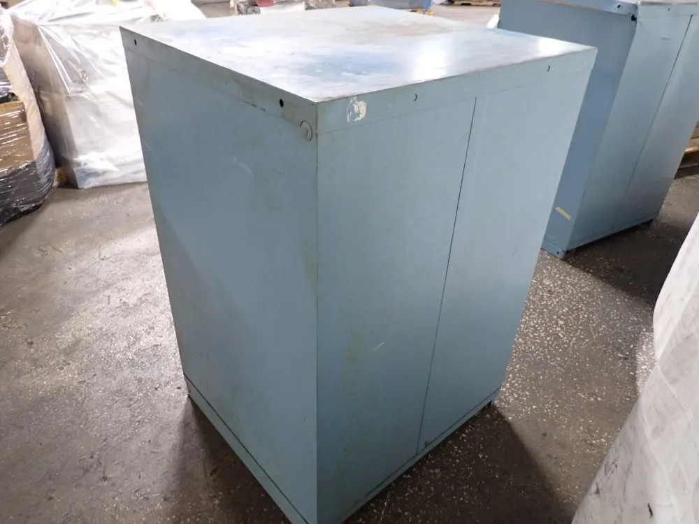 Vidmar 10 Drawers (25 1/2"x25 1/2") Tool Cabinet