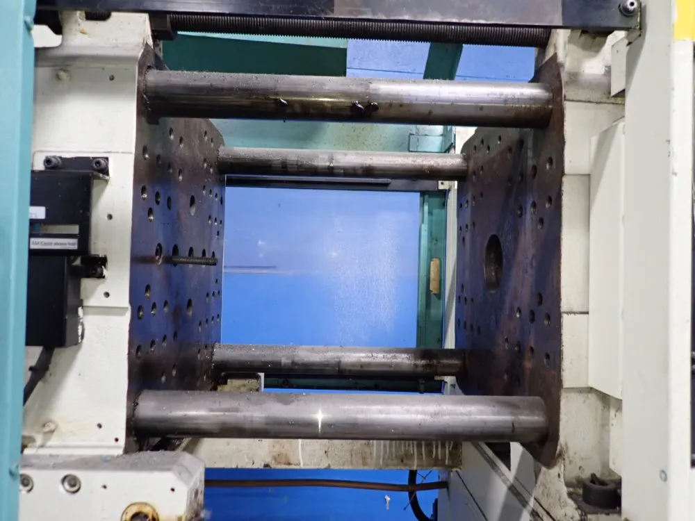 Niigata Injection Molder - Ne85ua