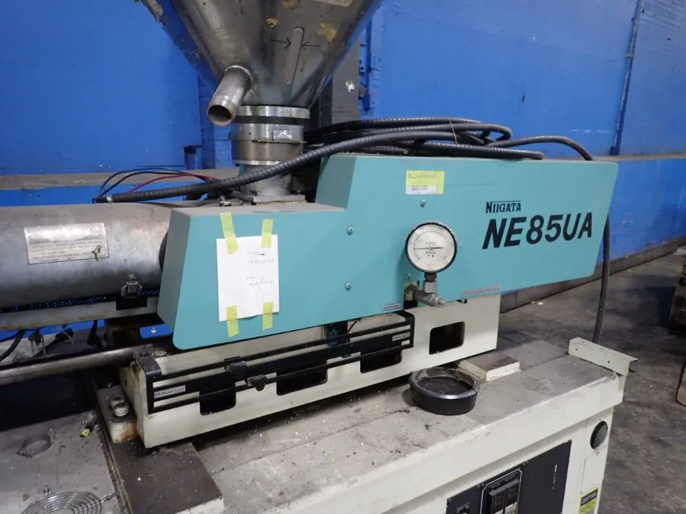 Niigata Injection Molder - Ne85ua