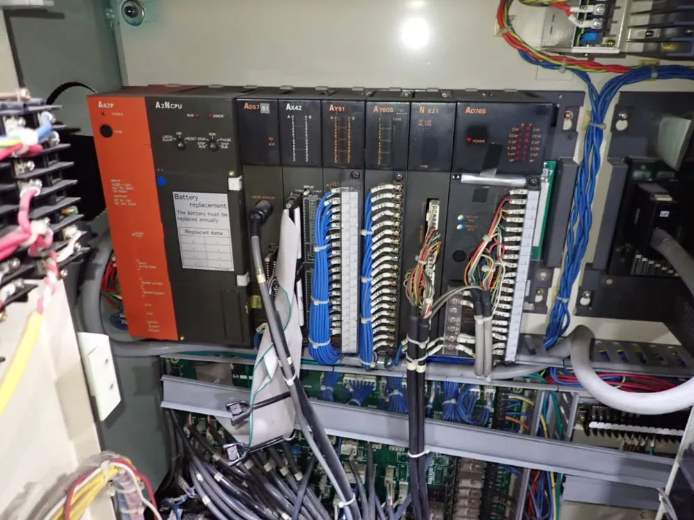 Niigata Injection Molder - Ne85ua