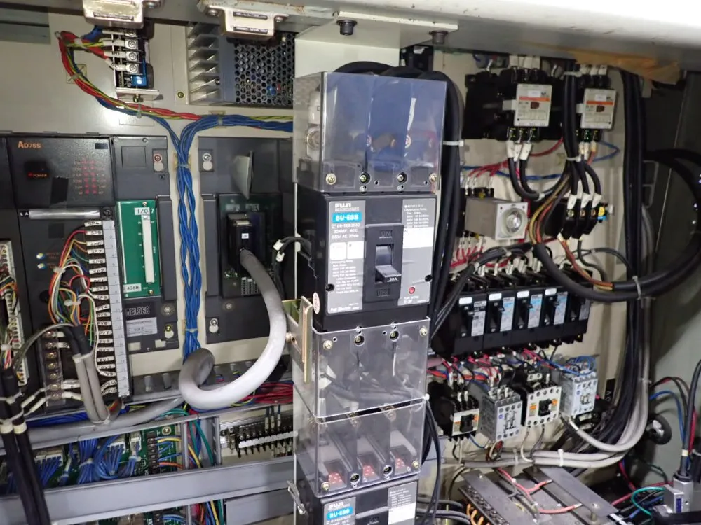 Niigata Injection Molder - Ne85ua