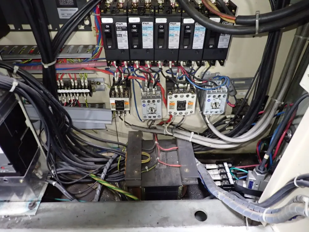 Niigata Injection Molder - Ne85ua