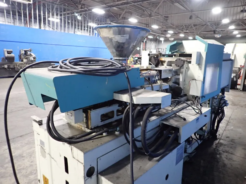 Niigata Injection Molder - Ne85ua