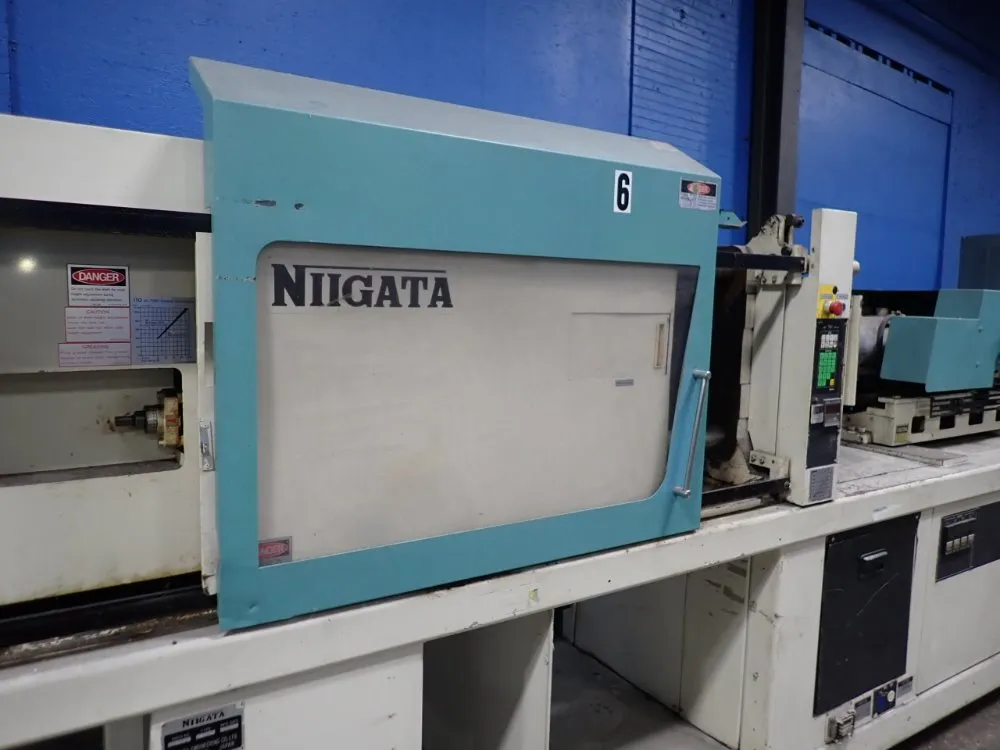 Niigata Injection Molder - Ne110ua