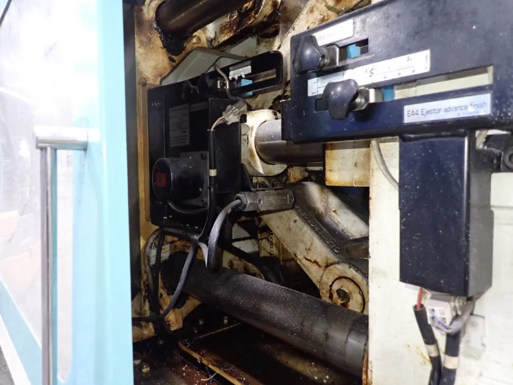 Niigata Injection Molder - Ne110ua