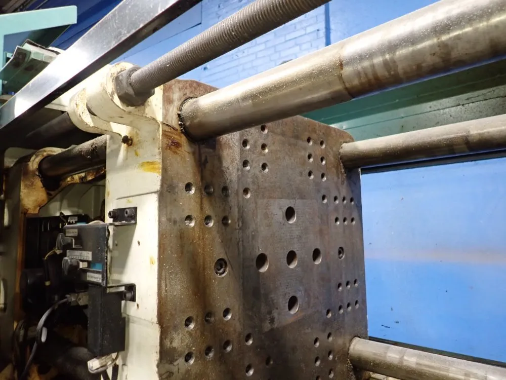 Niigata Injection Molder - Ne110ua