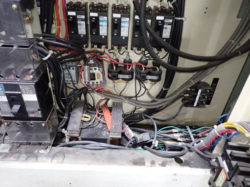 Niigata Injection Molder - Ne110ua