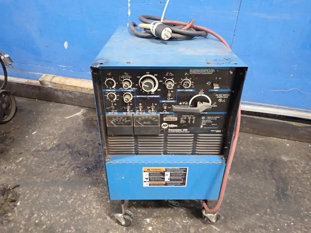 Miller 250 Amp Welder - Syncrowave 250