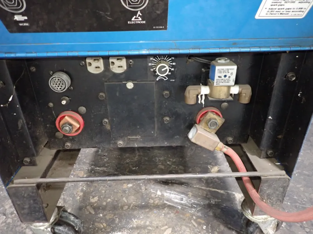 Miller 250 Amp Welder - Syncrowave 250