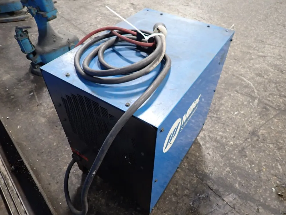 Miller 250 Amp Welder - Syncrowave 250