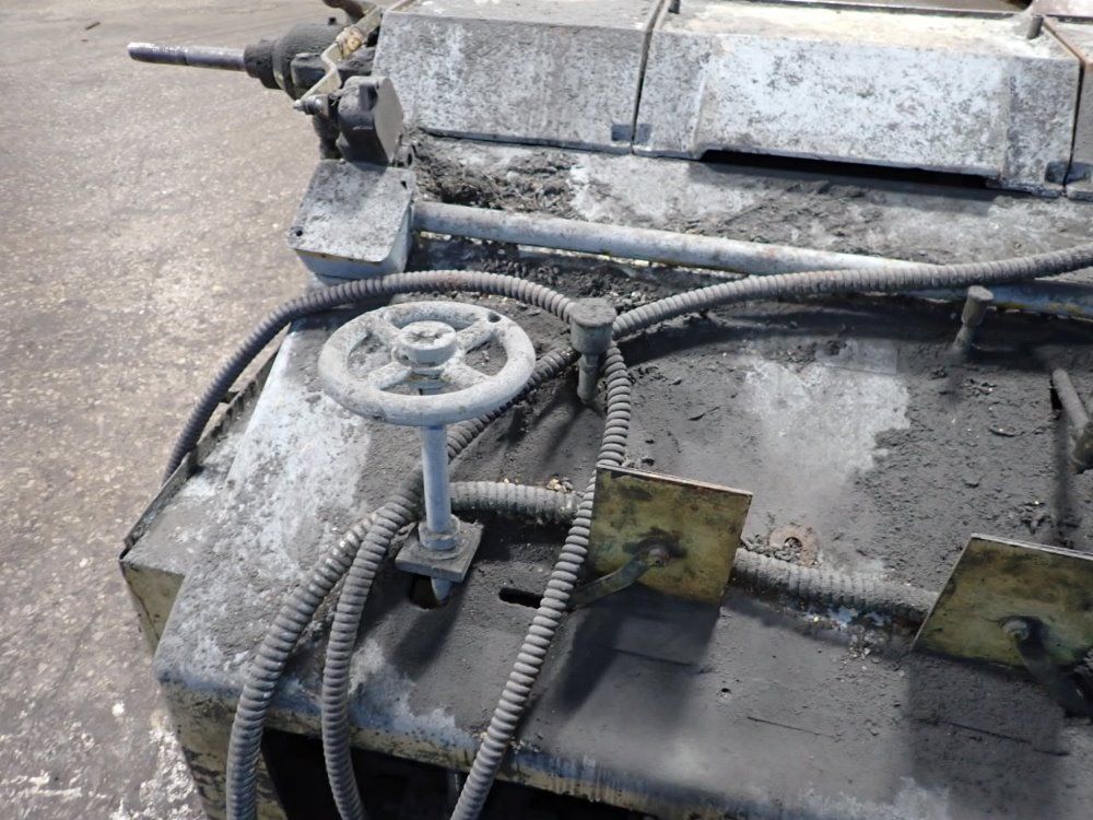 Chas F. Chommedieu Polisher