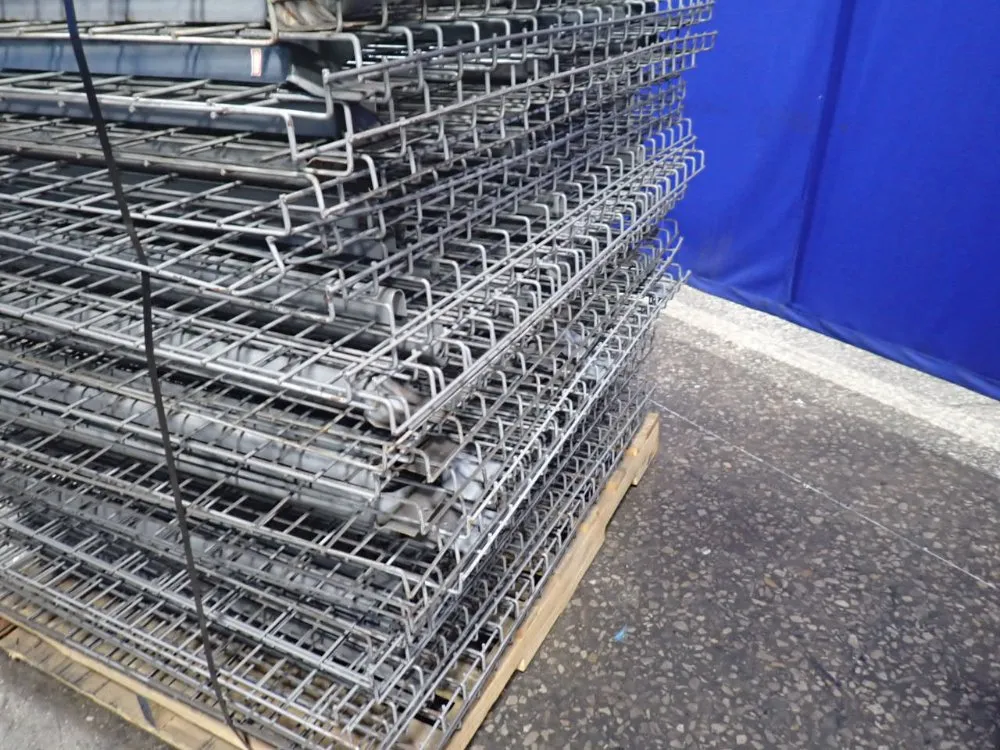 45" X 45" Wire Decking