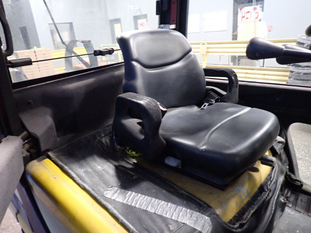 Yale 5300 Lbs Propane Enclosed Forklift - Glp060uxevse093