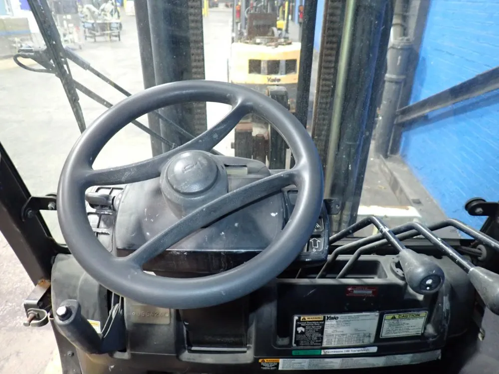 Yale 5300 Lbs Propane Enclosed Forklift - Glp060uxevse093