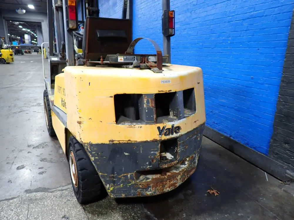 Yale 5700 Lbs Propane Forklift - Glp060uxevse087