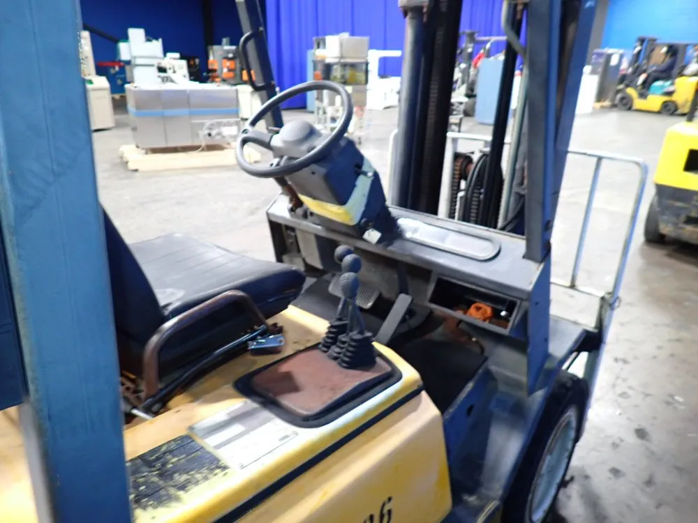 Yale 5700 Lbs Propane Forklift - Glp060uxevse087