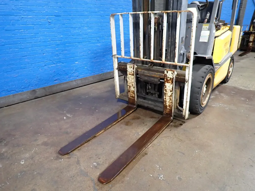 Yale 5700 Lbs Propane Forklift - Glp060uxevse087