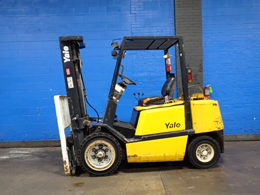 Yale 5250 Lbs Propane Forklift - Glp060uxevse087
