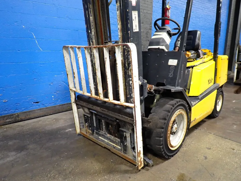 Yale 5250 Lbs Propane Forklift - Glp060uxevse087