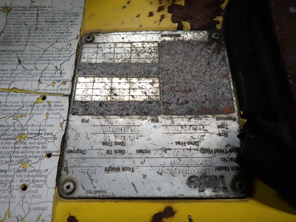 Yale 5250 Lbs Propane Forklift - Glp060uxevse087