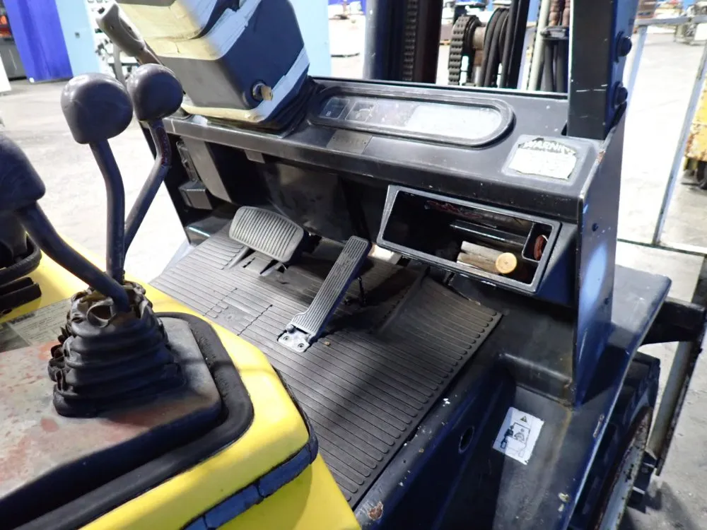 Yale 5250 Lbs Propane Forklift - Glp060uxevse087